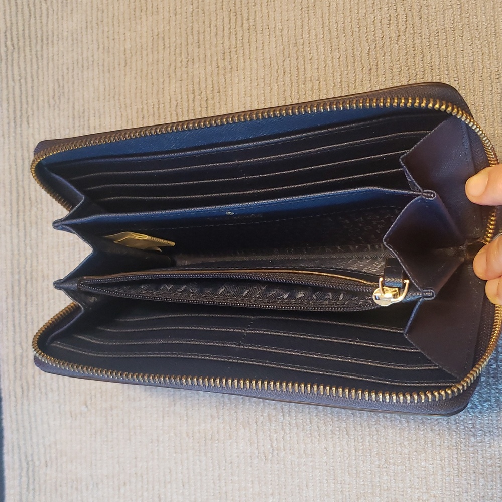 Kate Spade Blue and Gold Large Zip Wallet - Picture 3 of 8